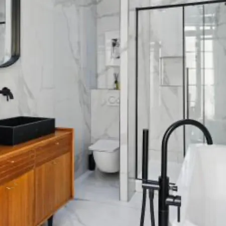 Haussmanien - 17 Batignolles Etoile Paris